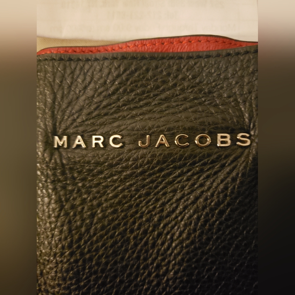 Marc Jacobs soft black lambskin leather tote w pouch lipstick red lining Tote L - Picture 1 of 13